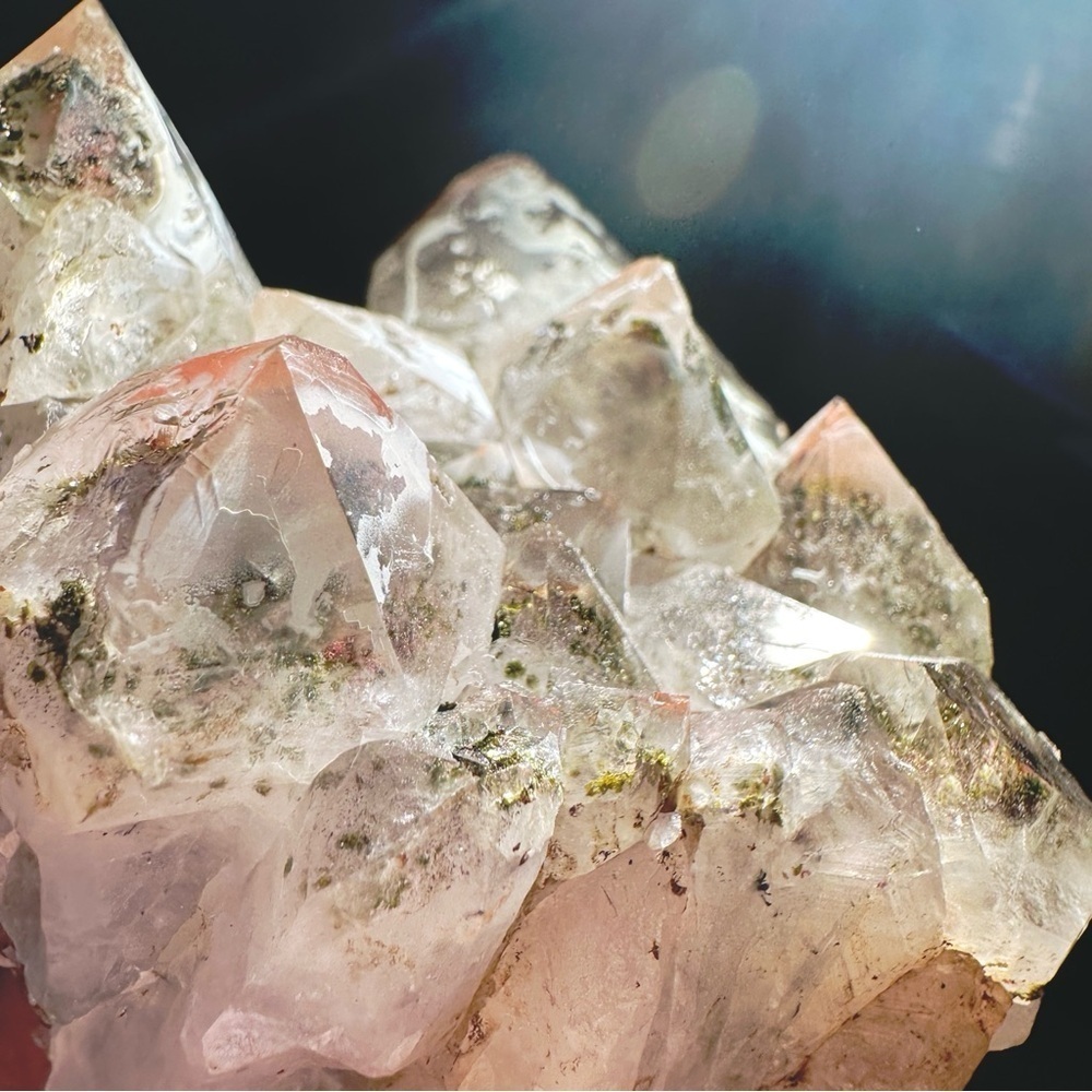 Large quartz, amethyst, and epidote with phantoms terminations red quartz - Picture 7 of 10
